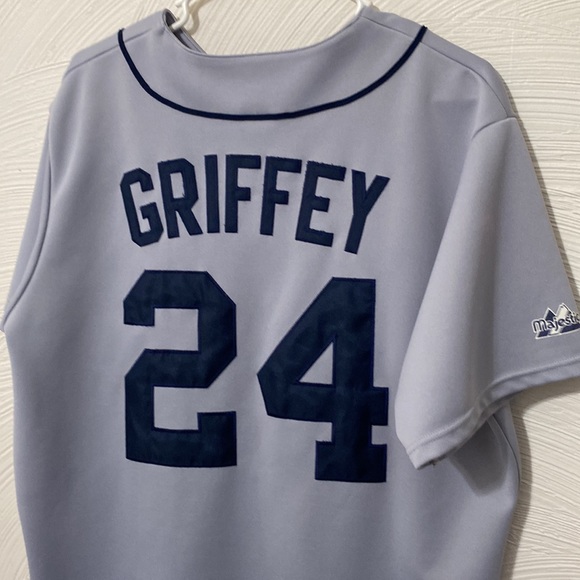 Authentic throwback Ken Griffey Jr stitched Seattle Size Large - Picture 2 of 5